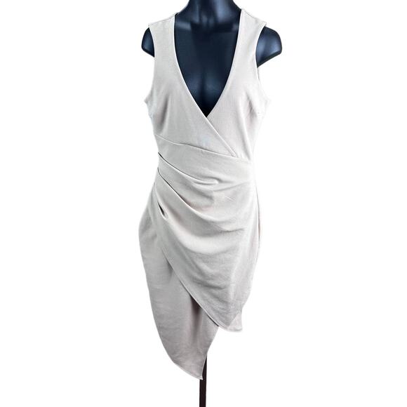 BooHoo cream sleeveless bodycon dress pleated polyester pullover night out SZ 6 - Picture 1 of 6